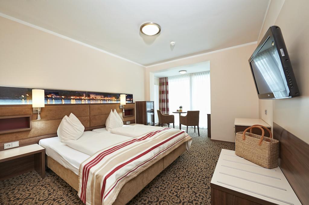 מריה טפרל Hotel Schachner מראה חיצוני תמונה